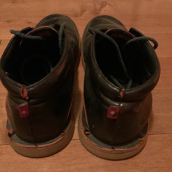 Oliberte Mens Handmade Leather Shoes - Picture 2 of 4